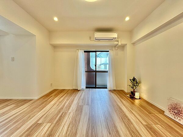 室内を拡大表示