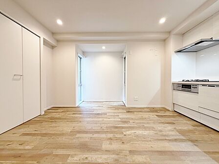 落ち着いた雰囲気に包まれて、伸びやかな空間。