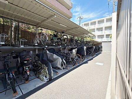 駐輪場も綺麗に整頓されています。※空き状況は都度ご確認下さい。