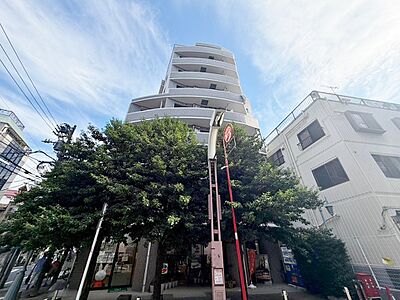 外観：飽きのこないシンプルモダンな外観です。