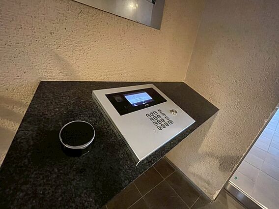 オートロックつ...