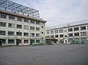 目黒区立大岡山小学校（311m）