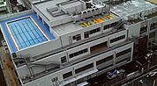 世田谷区立山野小学校（364m）