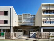 世田谷区立桜町小学校（653m）