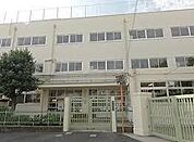 品川区立大崎中学校（746m）