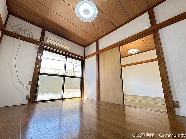 寝室