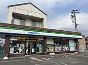 ファミリーマート千葉御成台店まで　500m　徒歩約7分