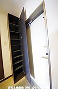 シューズボックス