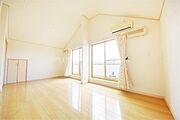 洋室5.4帖・洋室5.4帖※エアコン・熱交換型ファン・カーテンは無償貸与。