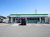 コンビニ「ファミリーマート 宇都宮大曽店まで172m」