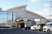 図書館「宇都宮市立上河内図書館まで809m」