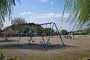 公園「釜井台団公園まで408m」