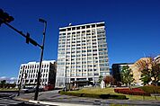 役所「栃木県庁まで1786m」