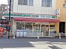 周辺：ローソンストア100 東新小岩店（827m）