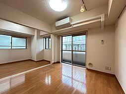 OZAREA葛西I 2階1LDKのリビング/ダイニング