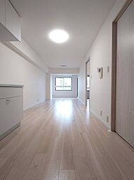 古市第三ビル 6階1LDKのリビング/ダイニング