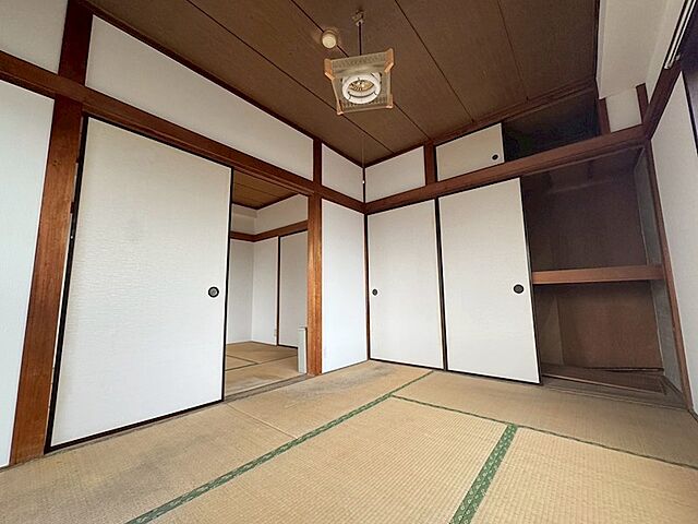 寝室