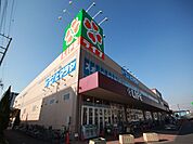 ライフ 西新井店（752m）