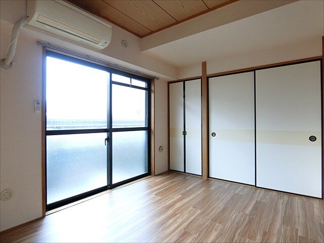 寝室