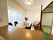 家事ラク動線】お料理中も子供を見守れる、安心のカウンター型。キッチンから全体が見渡せる設計。家事をしながら家族との時間を大切に。