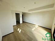 約14.5帖のLDKは家具を置いてもゆったりとした動線が確保できる暮らしやすい広さ。