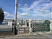 前橋市立元総社小学校 640m