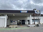 境町駅 650m