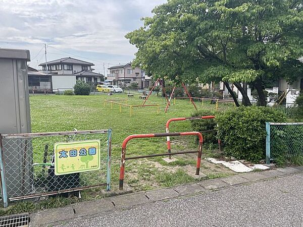 周辺を拡大表示
