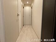 1階トイレ・浴室・居室を最短距離で結んでいるため、生活動線が非常にスムーズです。積水ハウス施工ならではの、合理性と住み心地を両立した設計が魅力です。