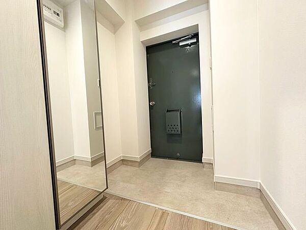 玄関を拡大表示