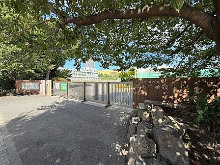 北九州市立思永中学校 1030m