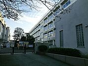 横浜市立汲沢小学校 徒歩6分。 450m