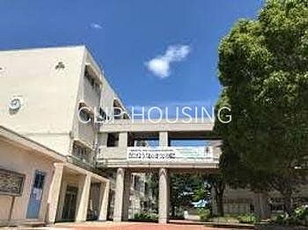 横浜市立浜中学校 徒歩20分。 1540m
