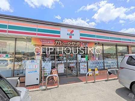 セブンイレブン横浜笹野台4丁目店 徒歩4分。 260m