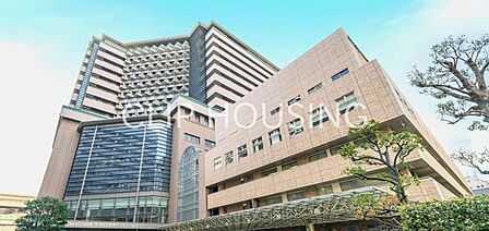 公立大学法人横浜市立大学附属市民総合医療センター 徒歩15分。 1170m
