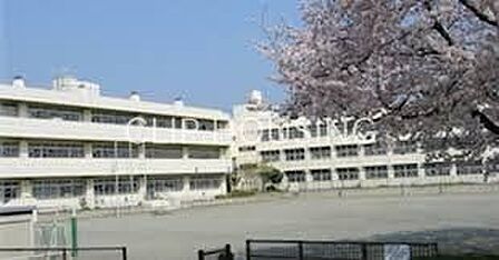 横浜市立南台小学校 徒歩10分。 770m