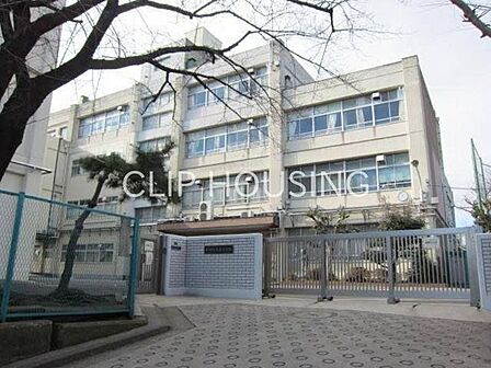 横浜市立永谷小学校 徒歩7分。 530m