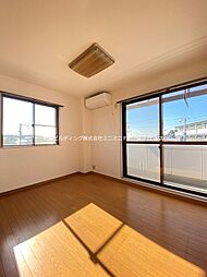 ユーキビル 3階ワンルームのリビング/ダイニング