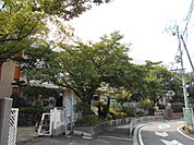 大阪狭山市立西小学校（728m）