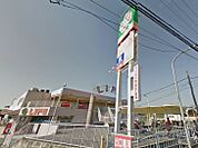 ライフ滝谷店（1065m）
