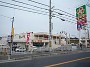 ライフ滝谷店（1110m）