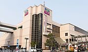 イオン金剛東店（354m）