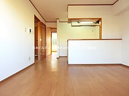シャン・ド・フルール 3LDKの写真