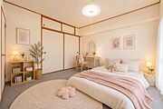 北向き部屋は柔らかな光が長時間続くので、勉強やデスクワークなど落ち着いて作業したいという方には向いているといえます。