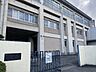 周辺：名古屋市立千鳥丘中学校【教育目標】集（集いて）学（学び）伸（ともに伸びよう）　石碑は「千鳥塚」といい、俳諧の集いで松尾芭蕉がよんだ「星崎の闇を見よとや啼千鳥」を立句とし記念として建てられたもの…