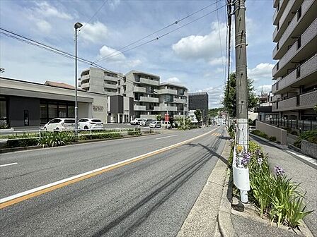 近隣の雰囲気は実際に見て、感じていただくのが一番です！ぜひ現地を見に来てください♪お問い合わせお待ちしております。