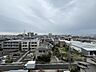 その他：外玄関からの北側眺望です。空が広く感じられる開放的なロケーション。