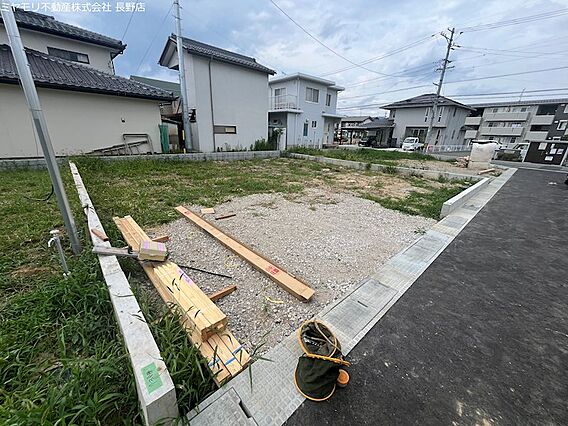 4号棟：土地面...