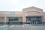 とをしや　島内店 2390m
