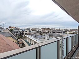 目の前に高い建物がなく、開放感のある眺望です